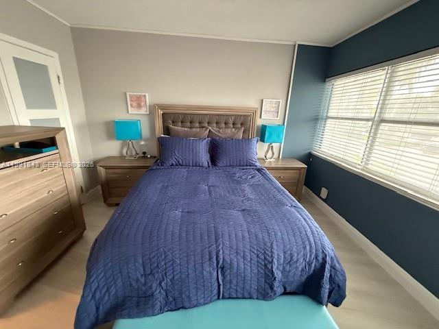 3250 NE 28th St # 212