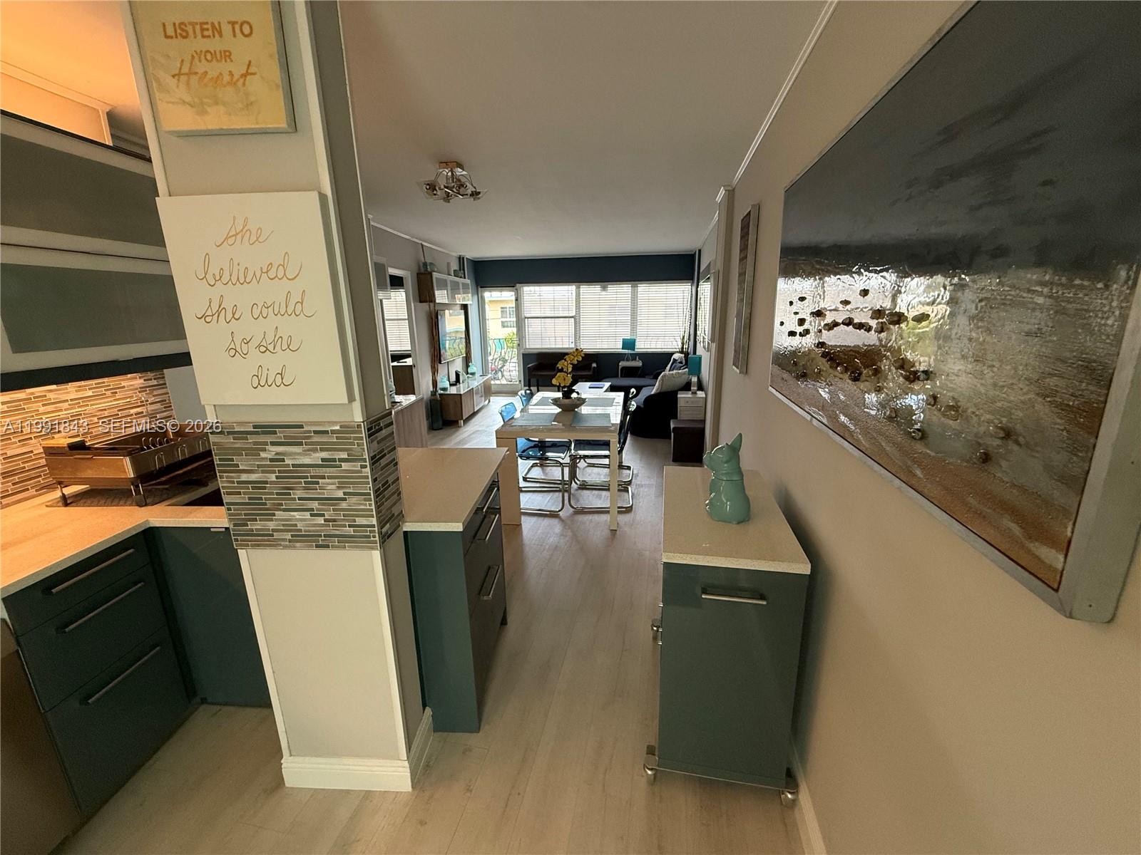 3250 NE 28th St # 212