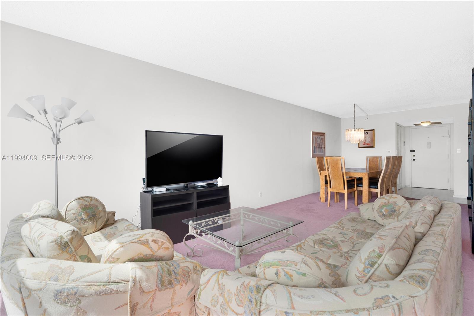 1000 Parkview Dr # 822