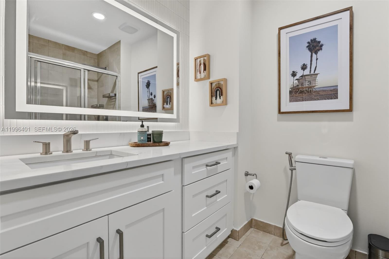 20185 E Country Club Dr # 204