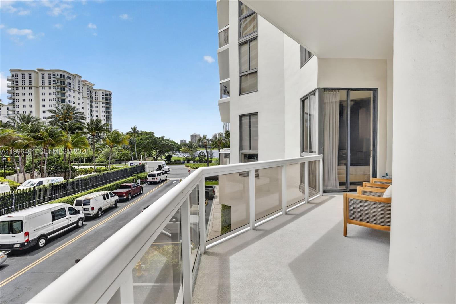 20185 E Country Club Dr # 204