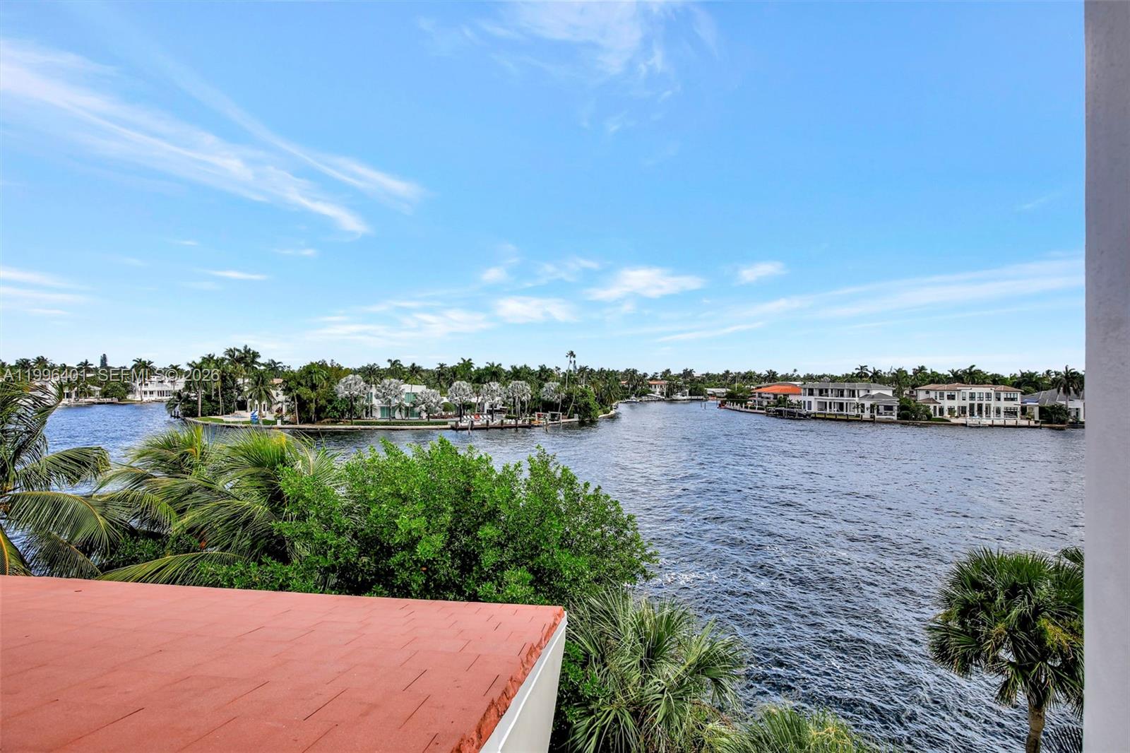 20185 E Country Club Dr # 204