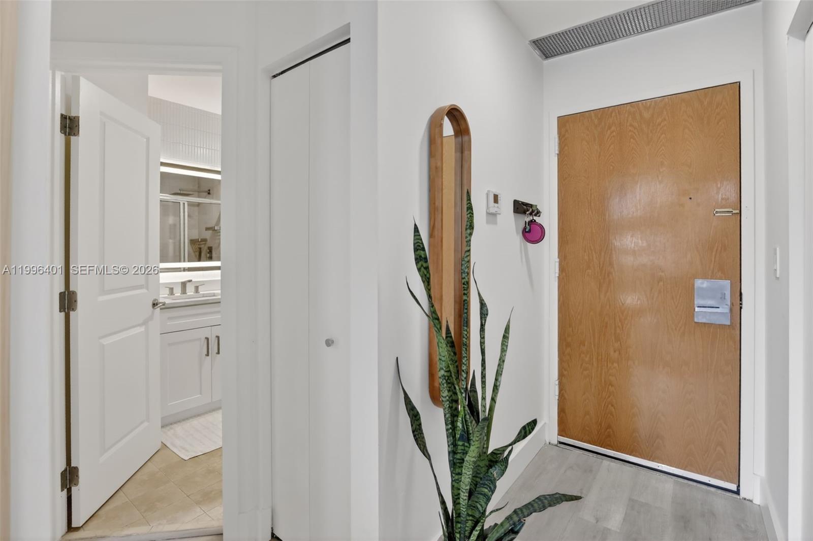 20185 E Country Club Dr # 204