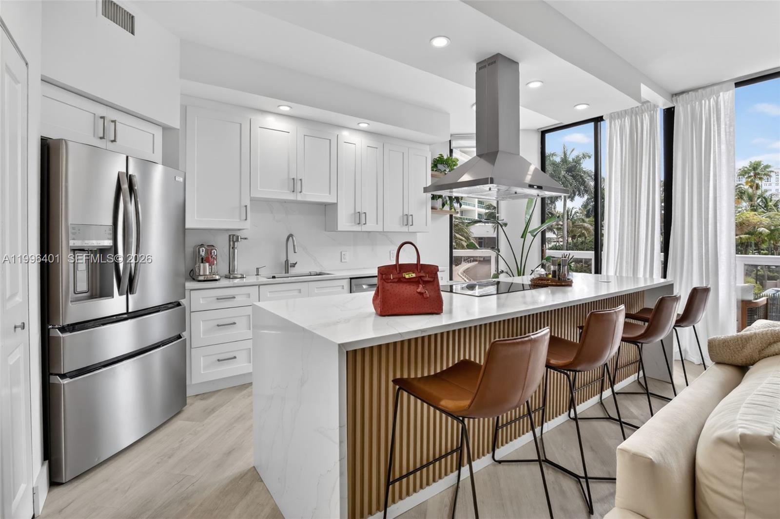 20185 E Country Club Dr # 204