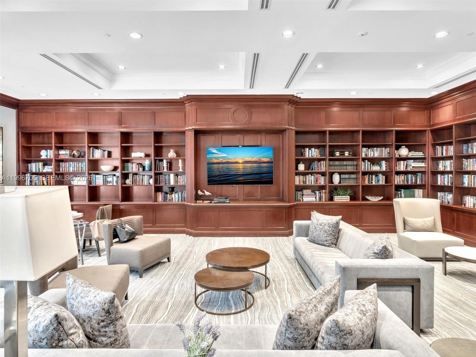 2000 Island Blvd # 1203