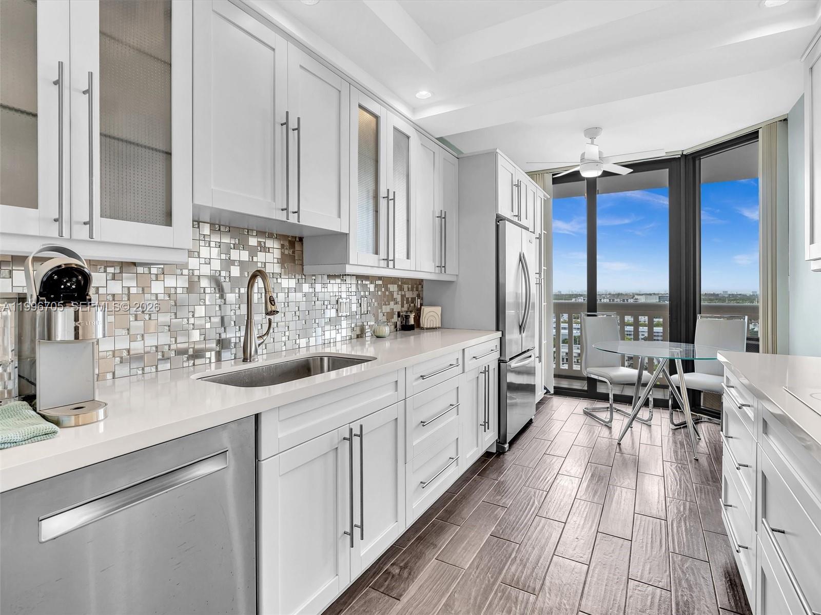 2000 Island Blvd # 1203