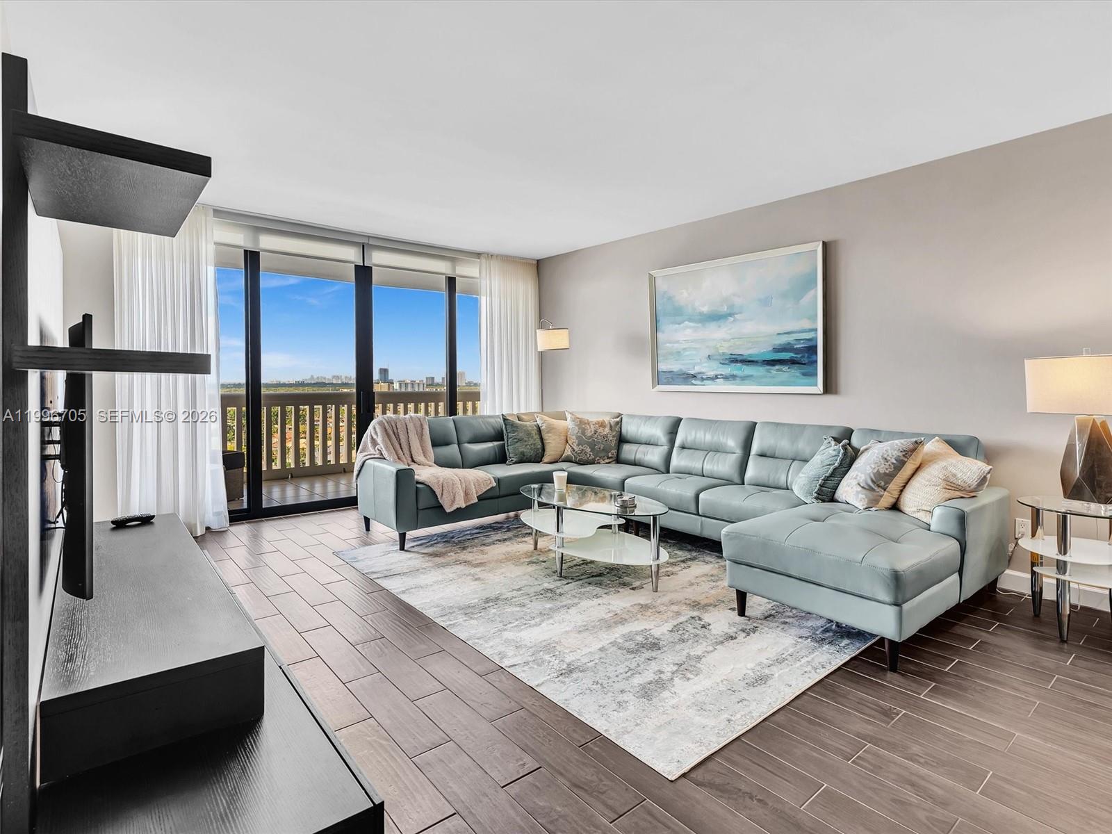 2000 Island Blvd # 1203