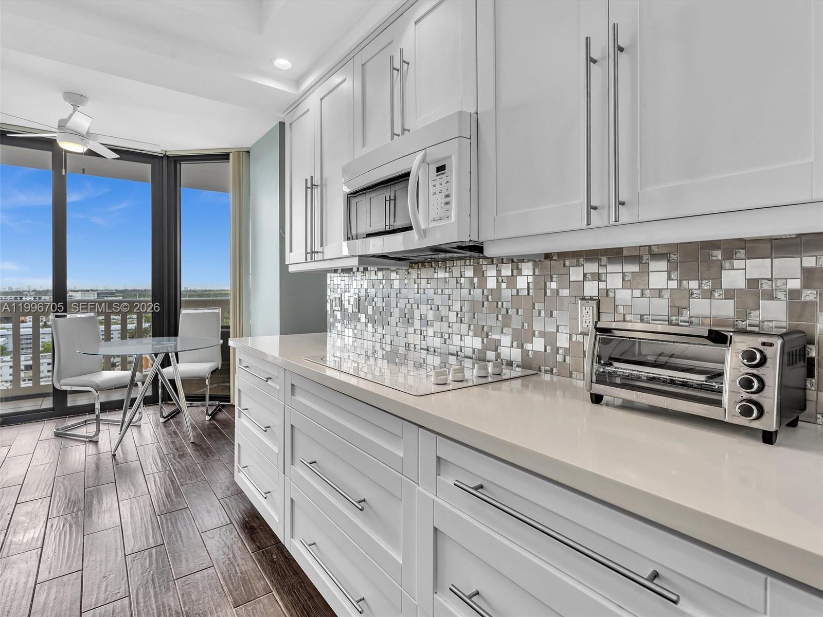 2000 Island Blvd # 1203