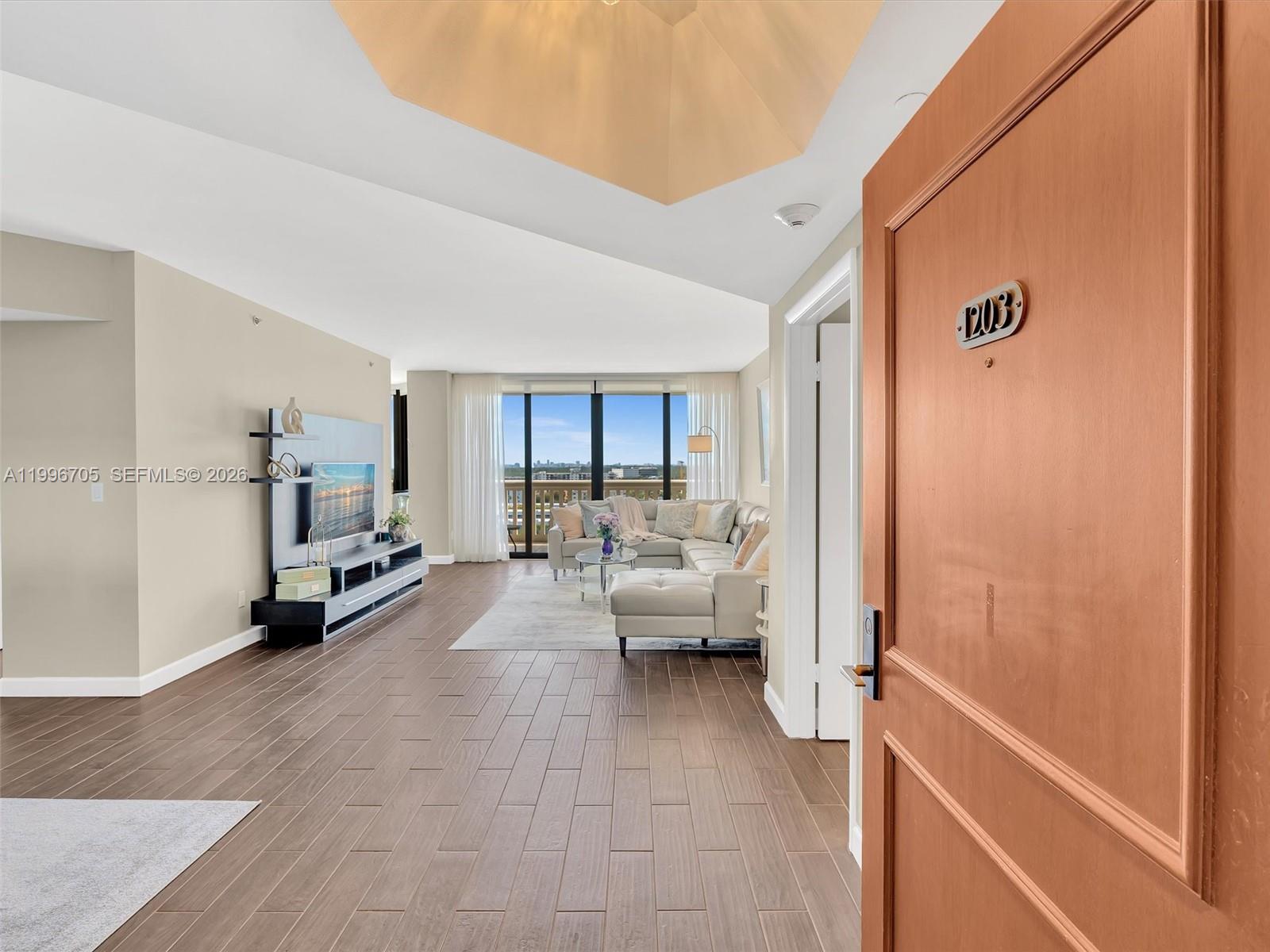 2000 Island Blvd # 1203