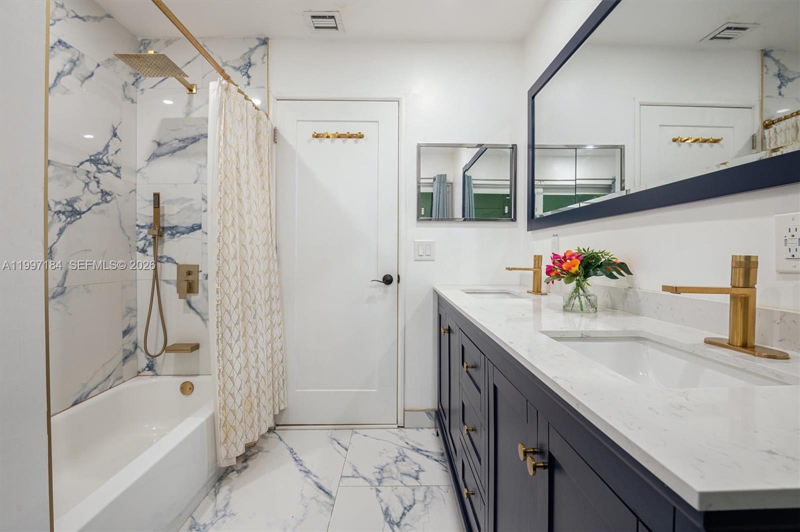 717 NW 30th St