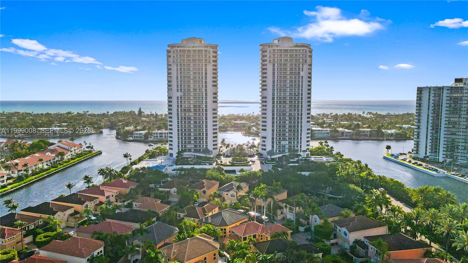 3802 NE 207th St # 2704