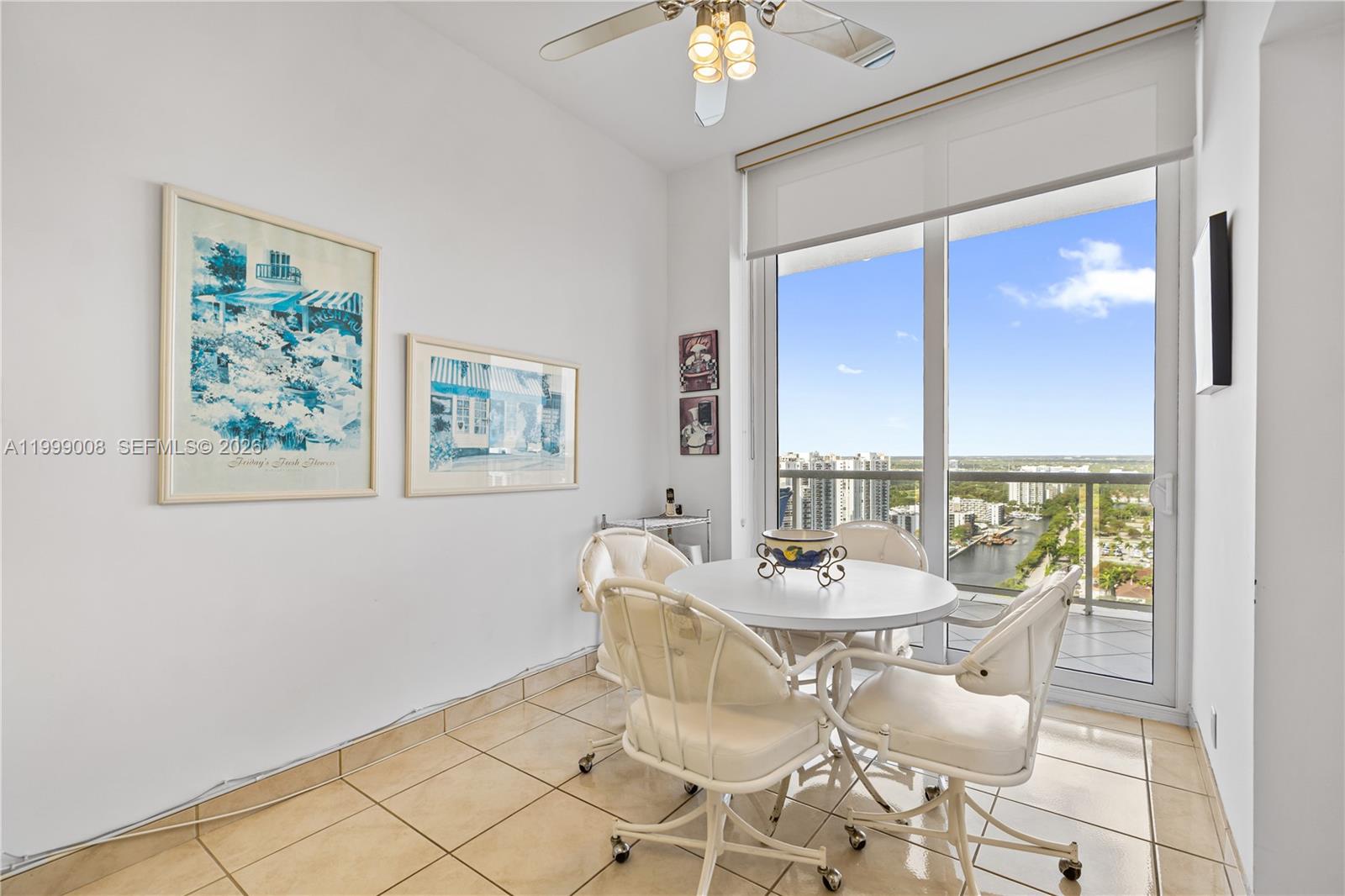 3802 NE 207th St # 2704