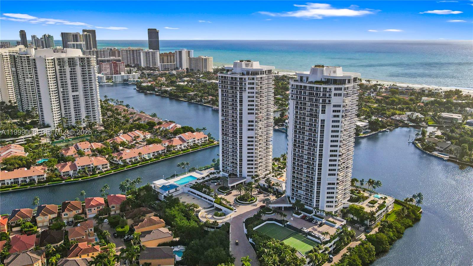 3802 NE 207th St # 2704