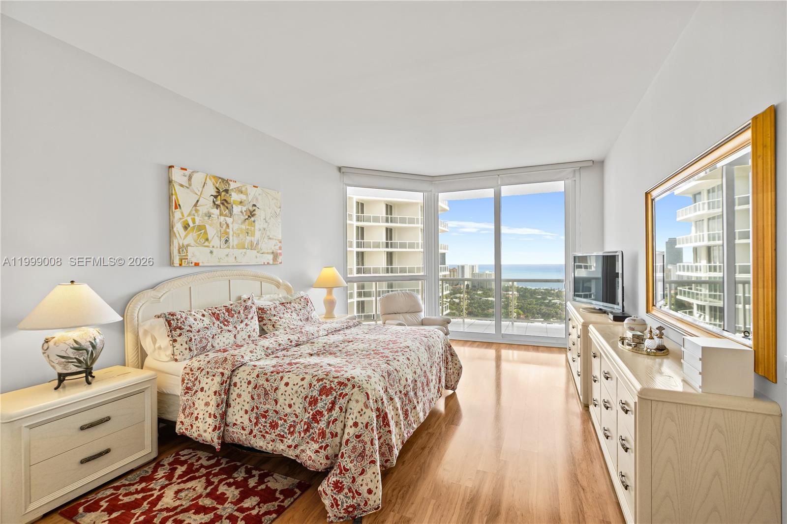 3802 NE 207th St # 2704