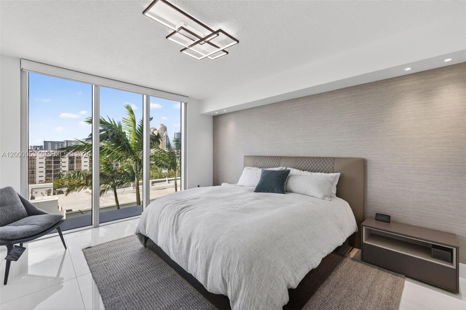 300 Sunny Isles Blvd # 807 Unit: 4-807