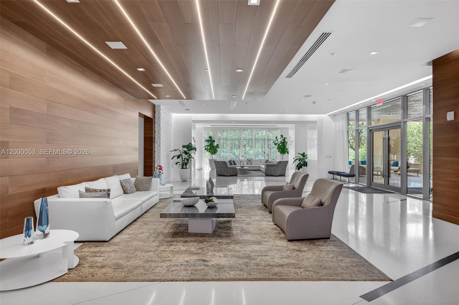 300 Sunny Isles Blvd # 807 Unit: 4-807