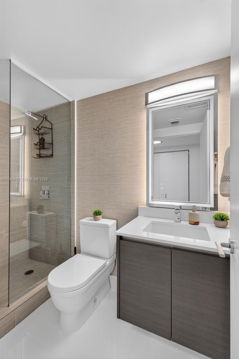 300 Sunny Isles Blvd # 807 Unit: 4-807