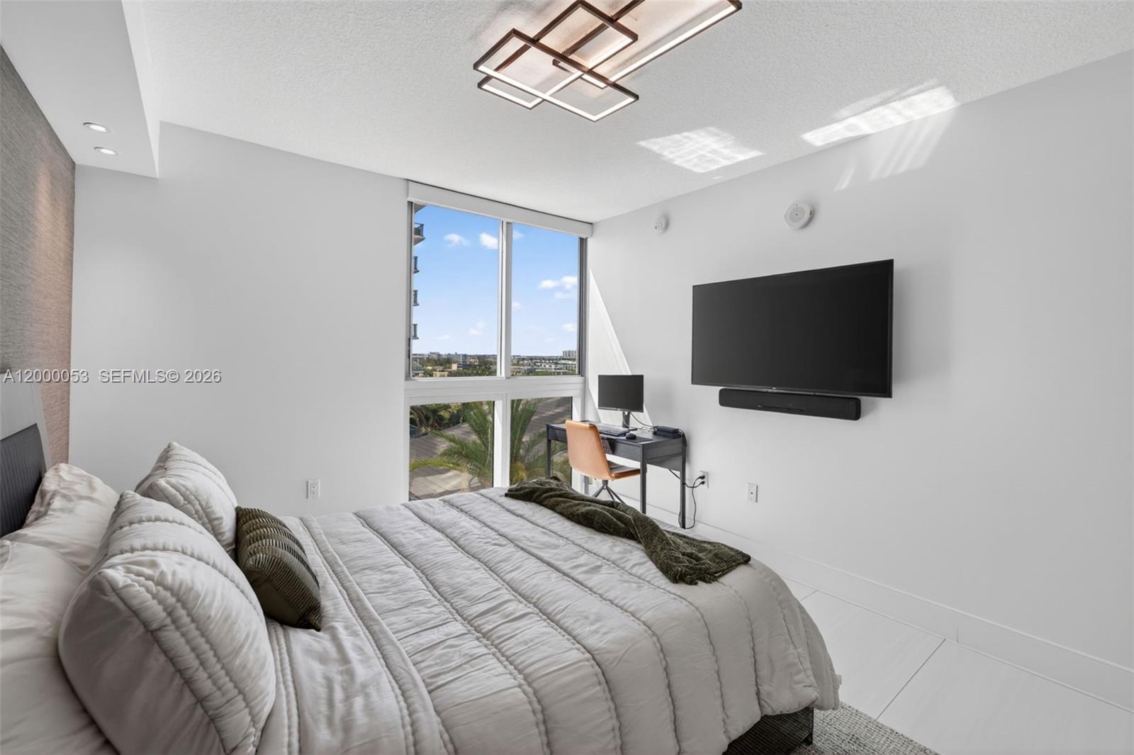 300 Sunny Isles Blvd # 807 Unit: 4-807