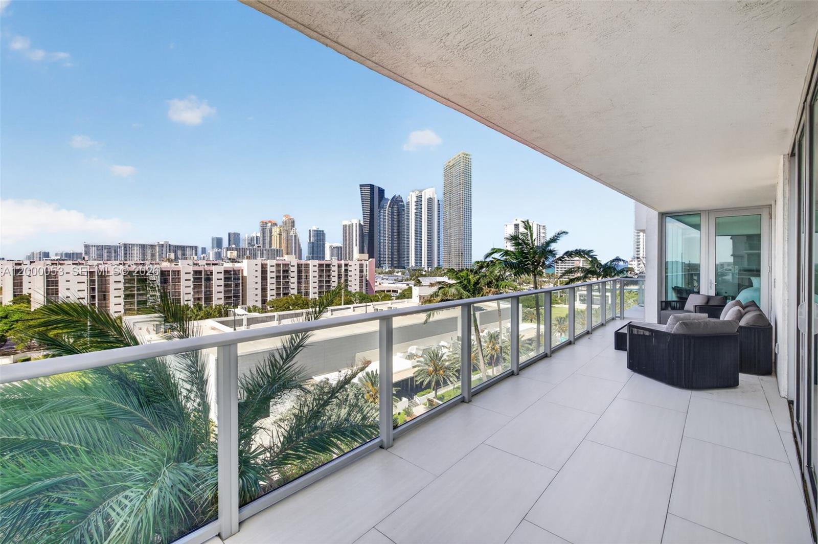 300 Sunny Isles Blvd # 807 Unit: 4-807