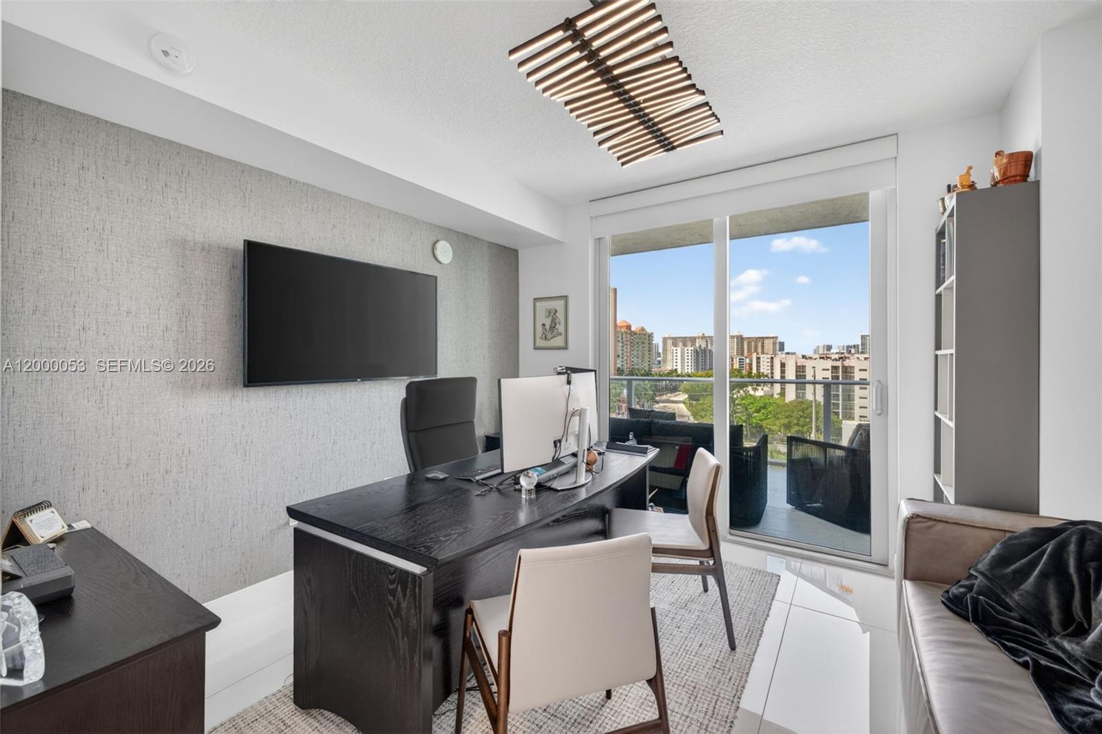 300 Sunny Isles Blvd # 807 Unit: 4-807