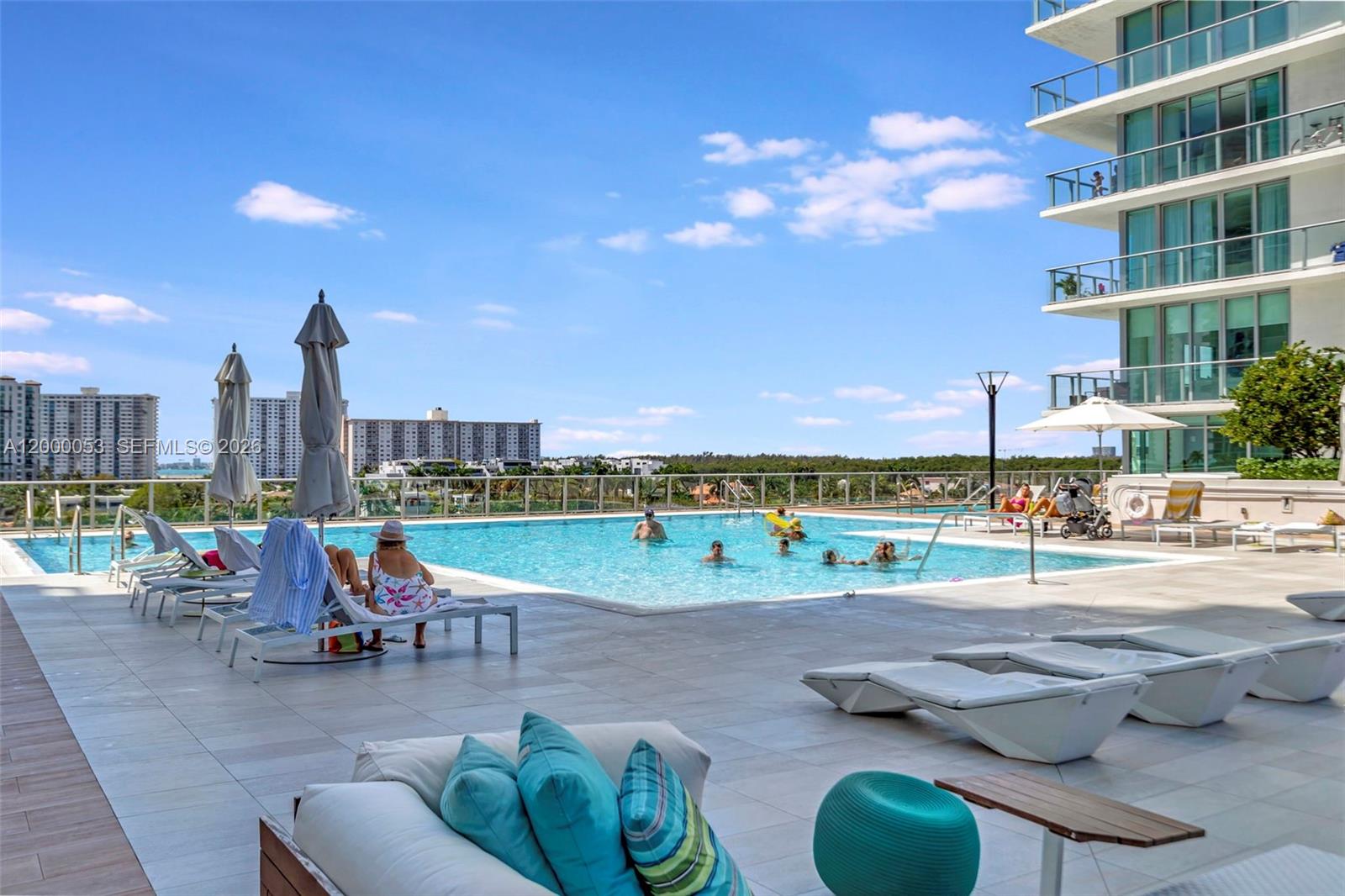 300 Sunny Isles Blvd # 807 Unit: 4-807