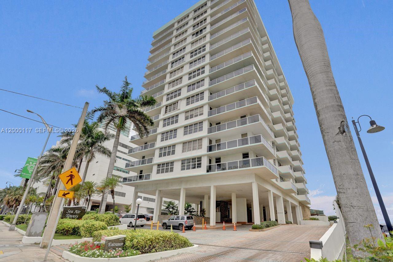 3725 S Ocean Dr # 306