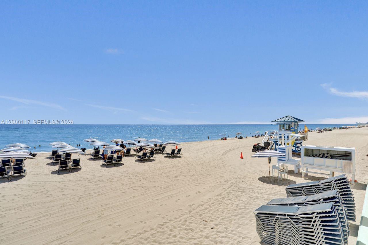 3725 S Ocean Dr # 306