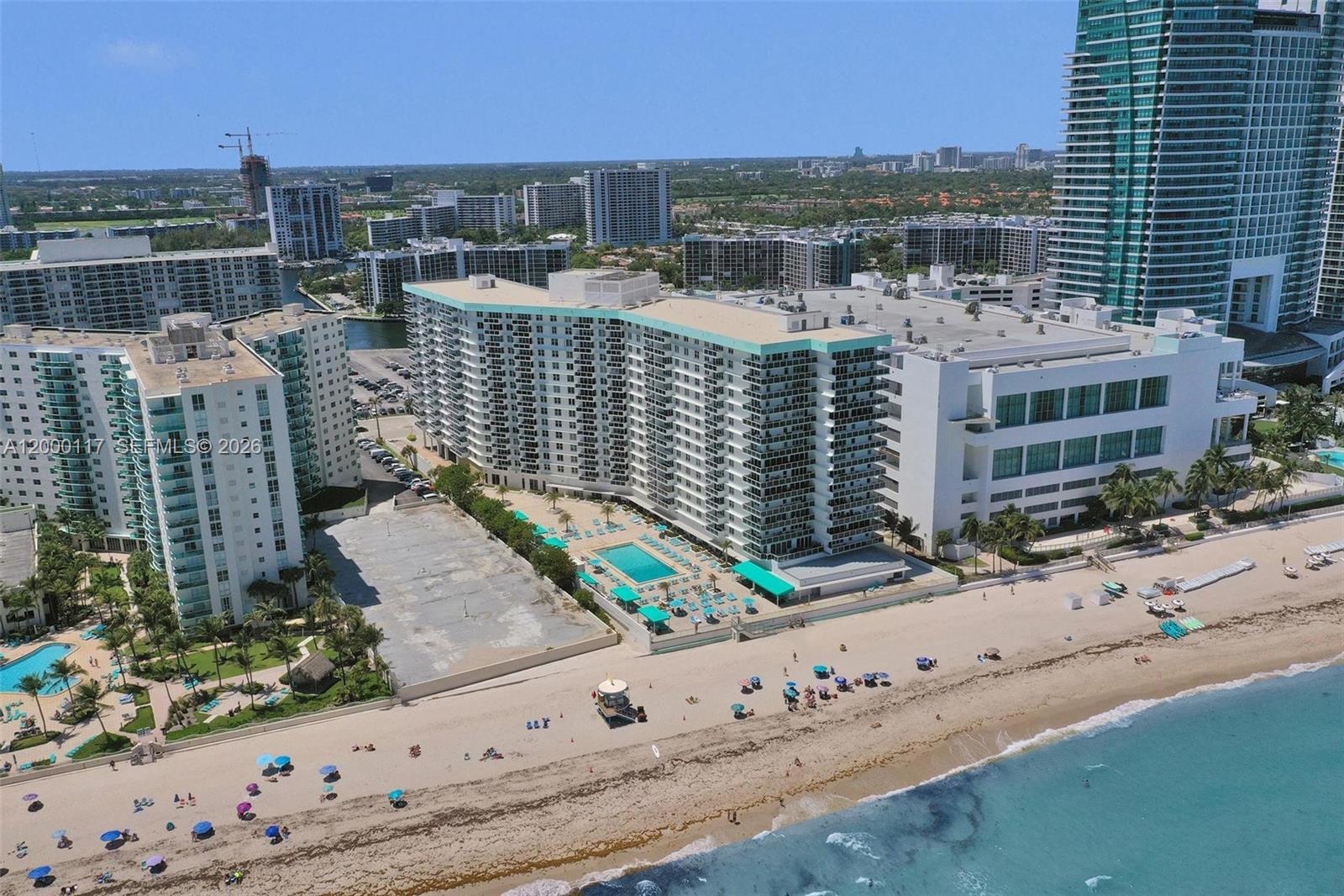3725 S Ocean Dr # 306