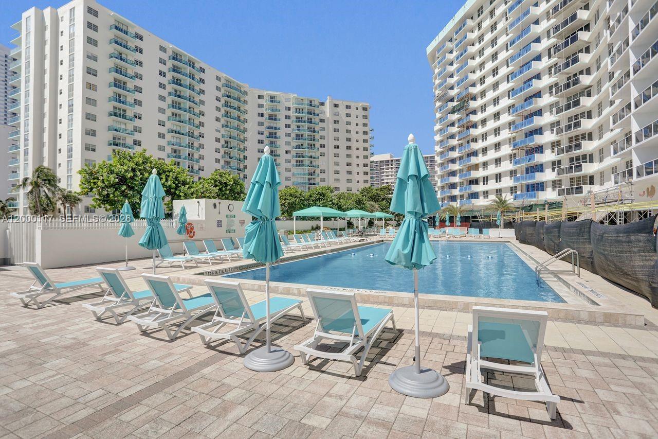 3725 S Ocean Dr # 306