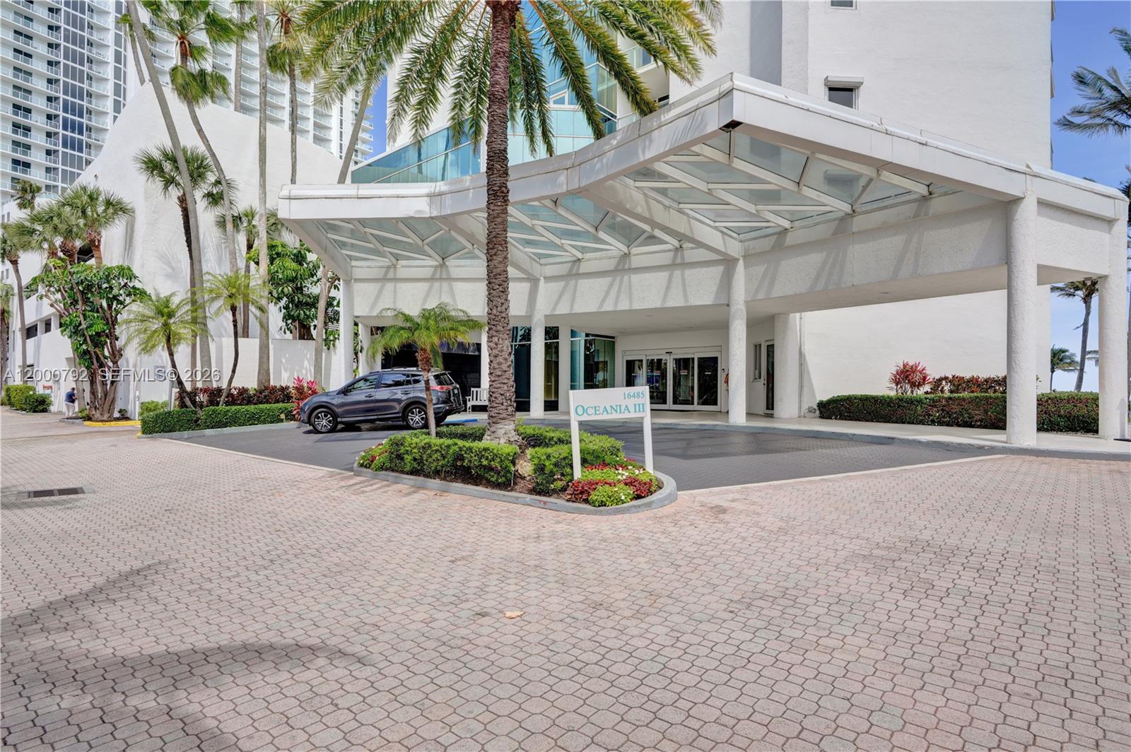 16485 Collins Ave # 832