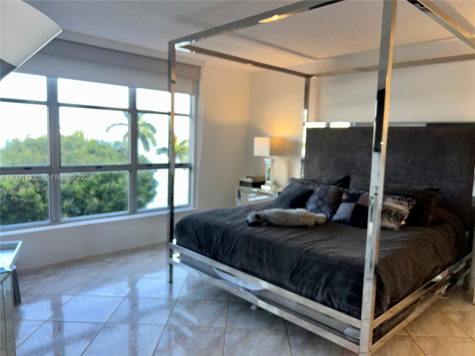 3600 Mystic Pointe Dr # 513