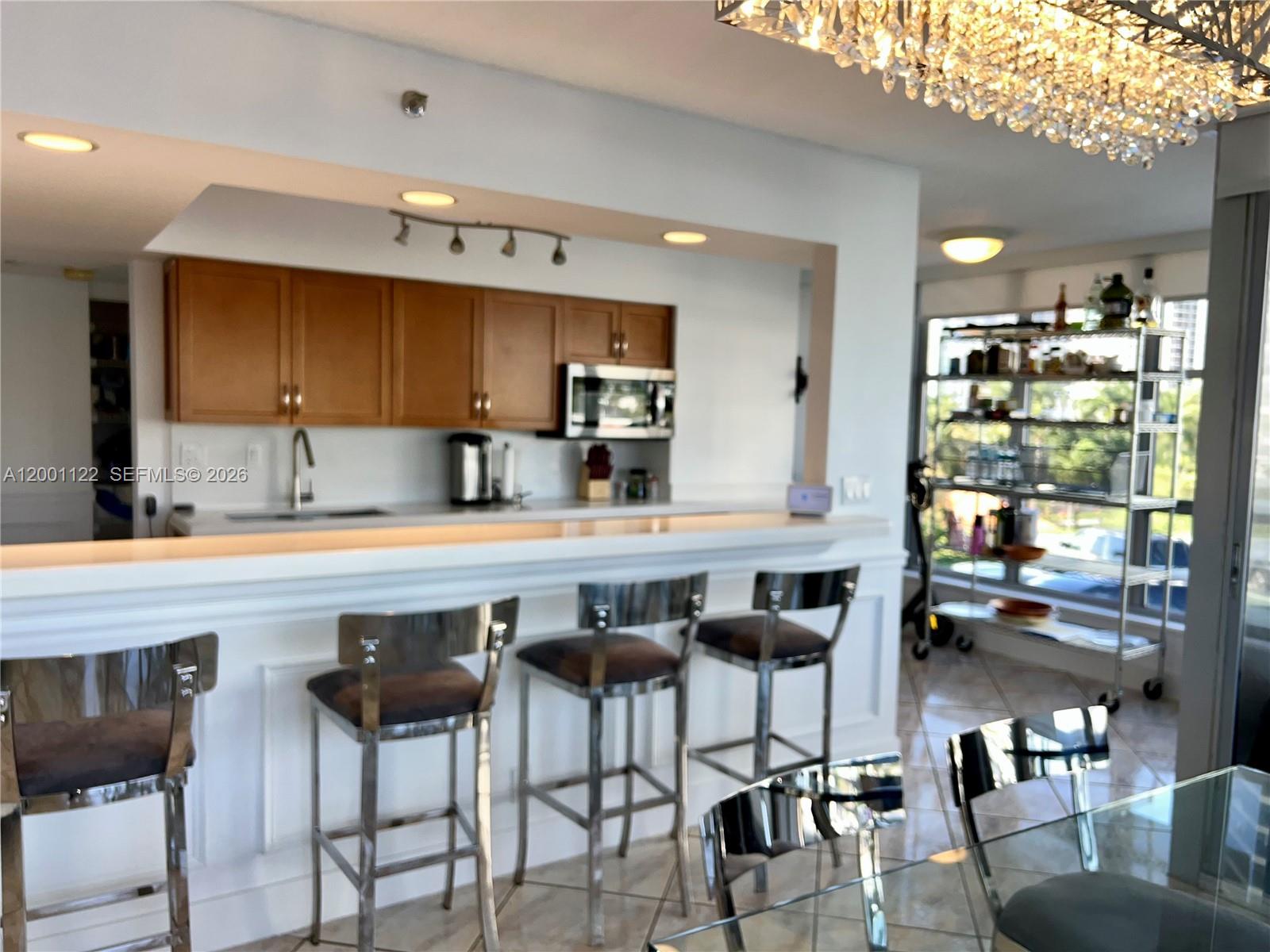 3600 Mystic Pointe Dr # 513
