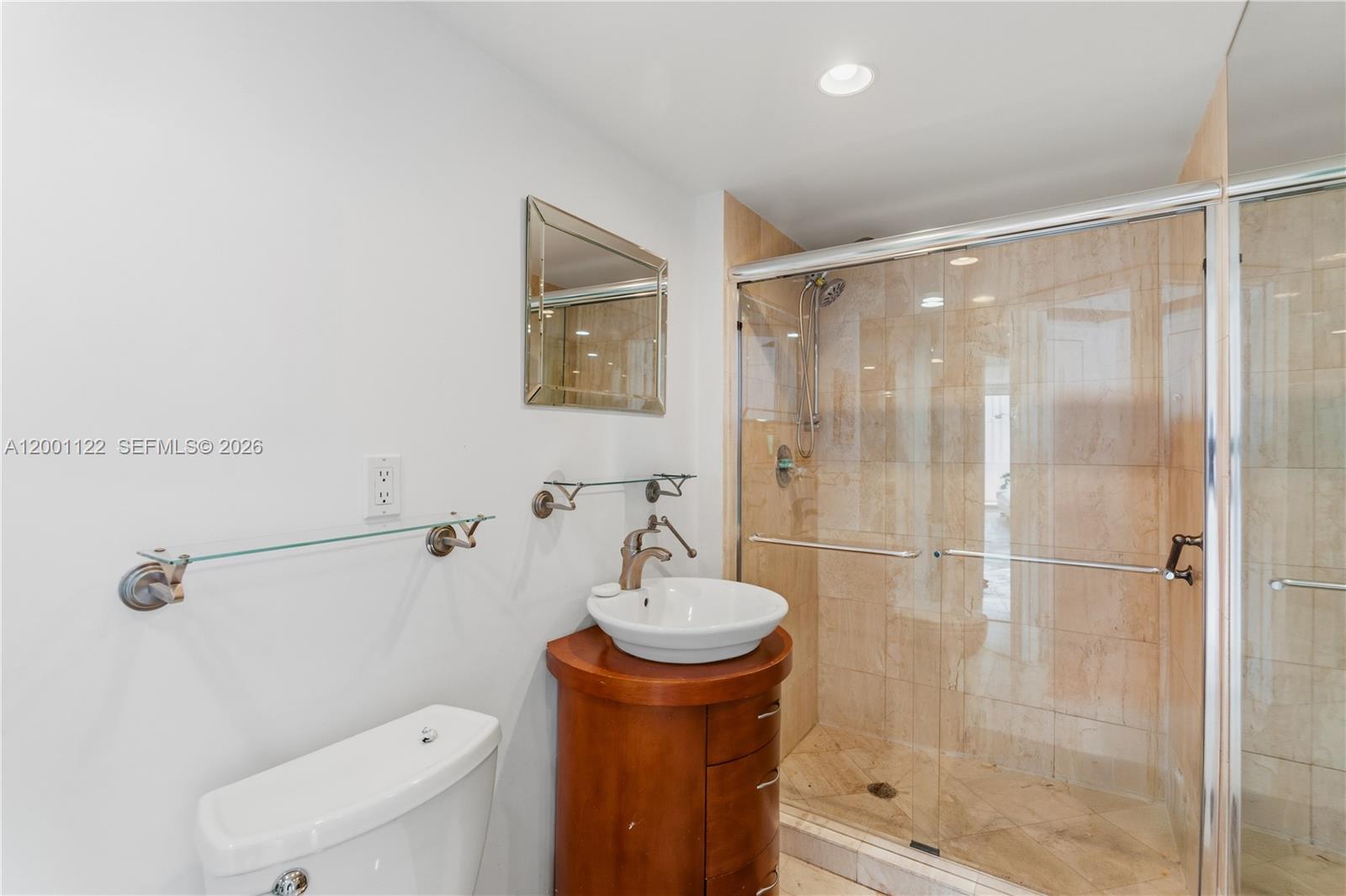 3600 Mystic Pointe Dr # 513
