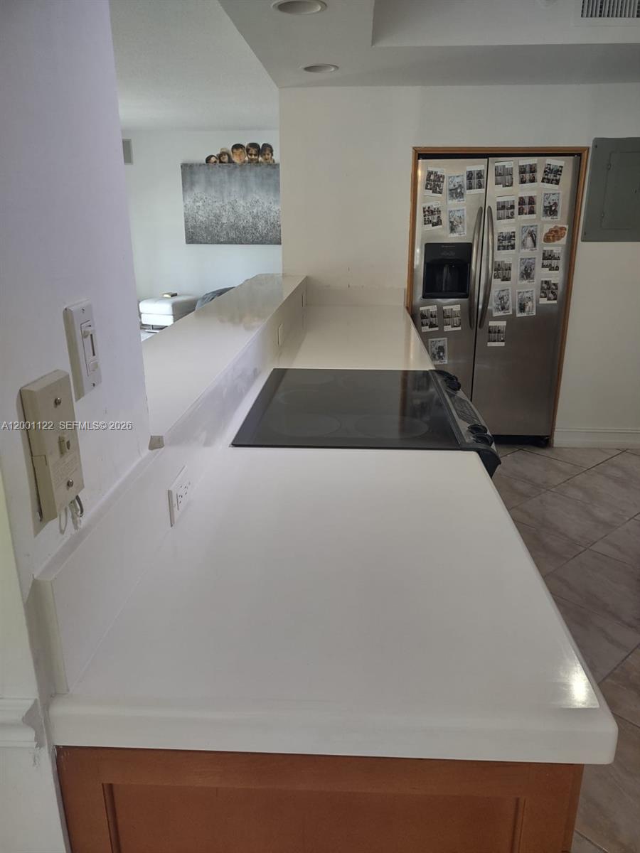 3600 Mystic Pointe Dr # 513