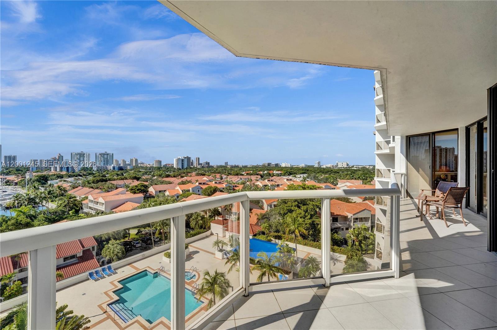 3600 Yacht Club Dr # 904