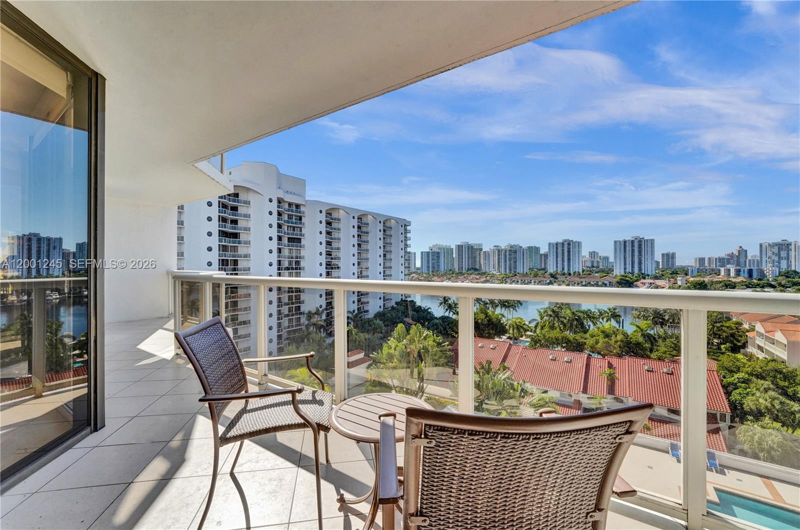 3600 Yacht Club Dr # 904