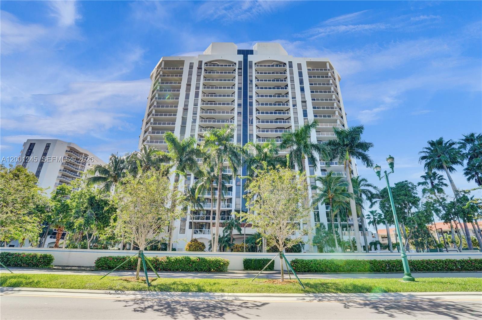 3600 Yacht Club Dr # 904