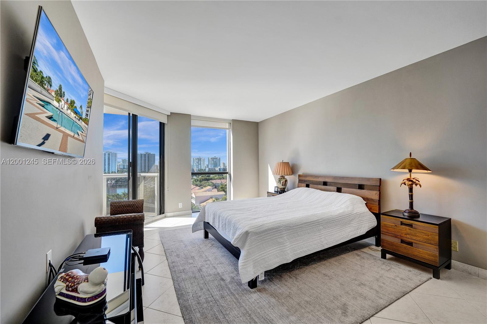 3600 Yacht Club Dr # 904