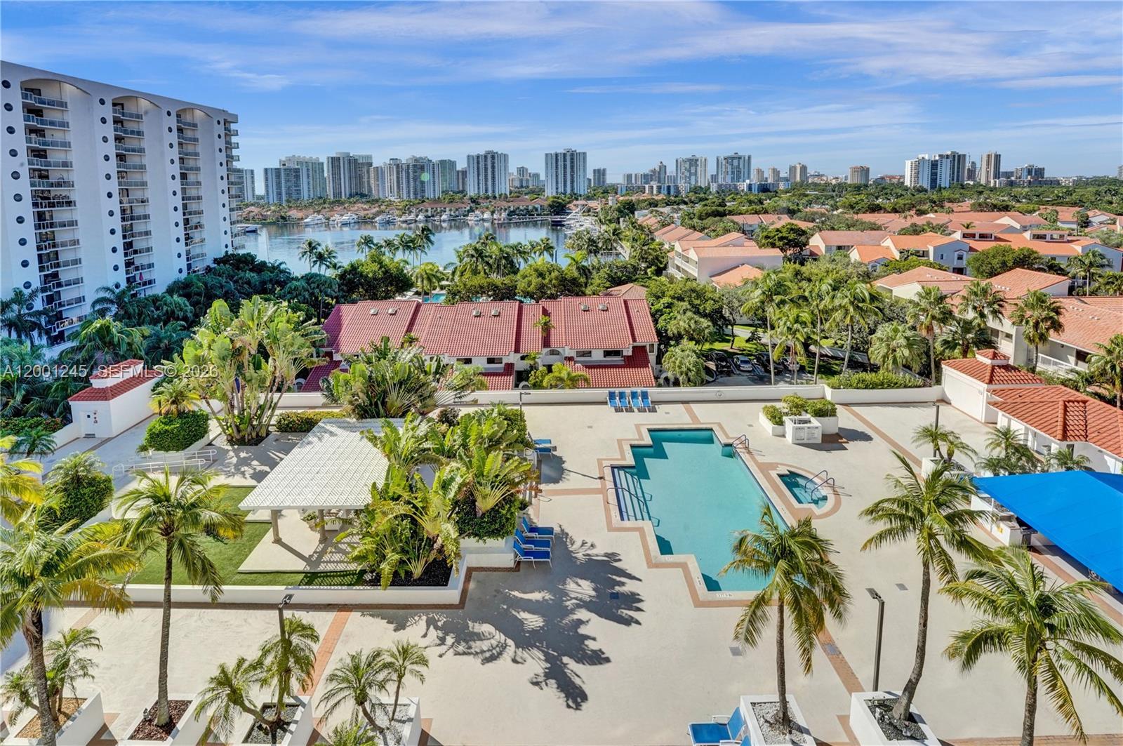 3600 Yacht Club Dr # 904