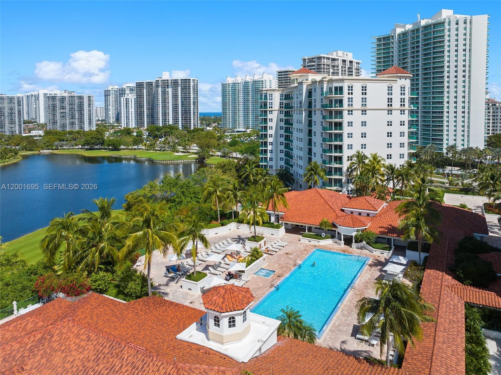 20000 E Country Club Dr # 314