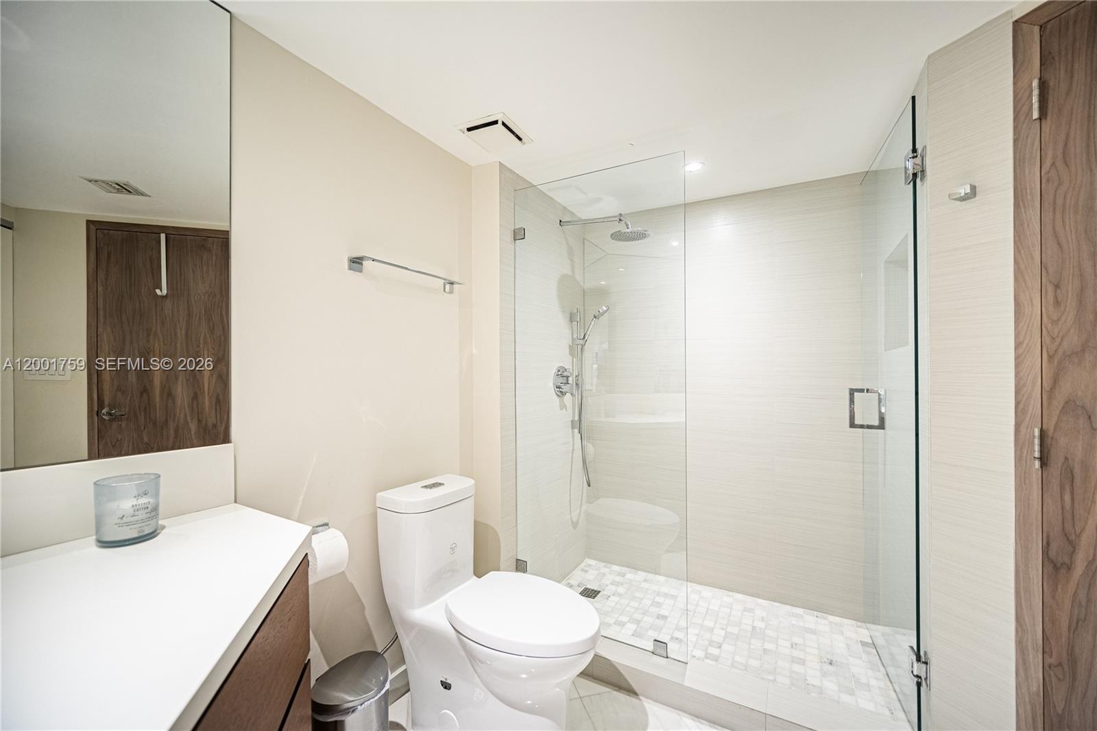 16485 Collins Ave # 536