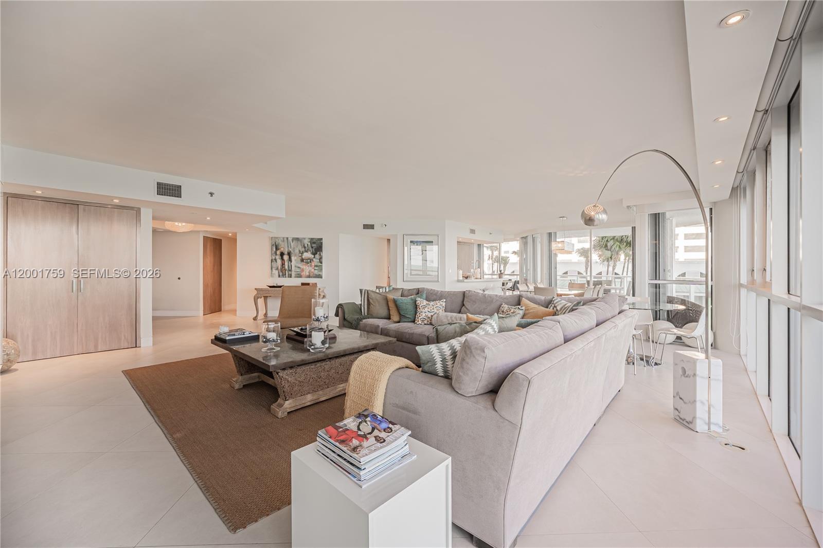 16485 Collins Ave # 536