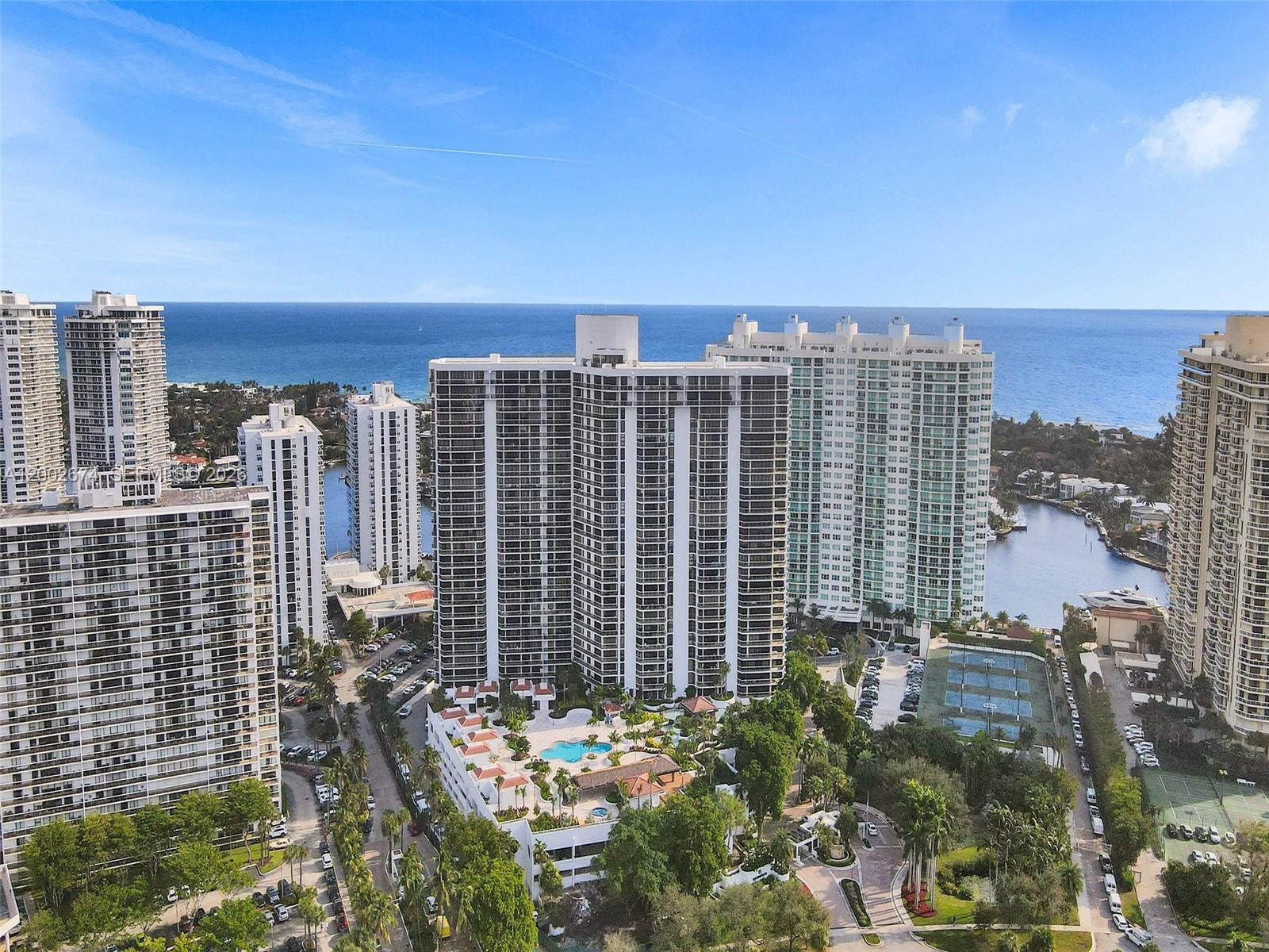 20281 E Country Club Dr # 2104