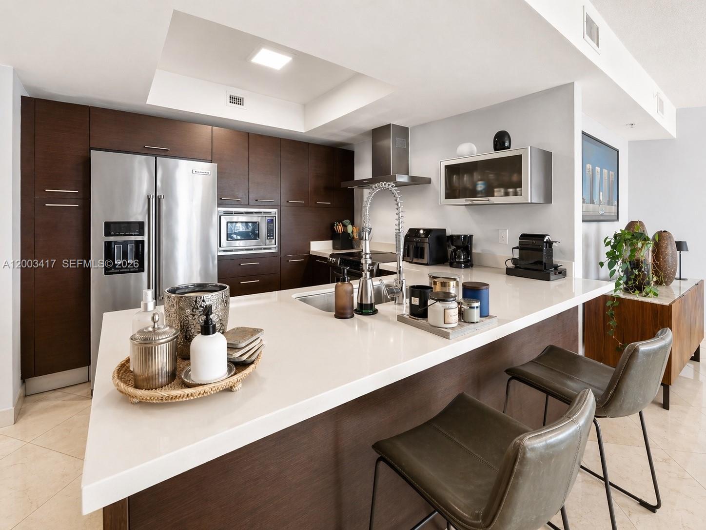 250 Sunny Isles Blvd # 1606 Unit: 3-1606