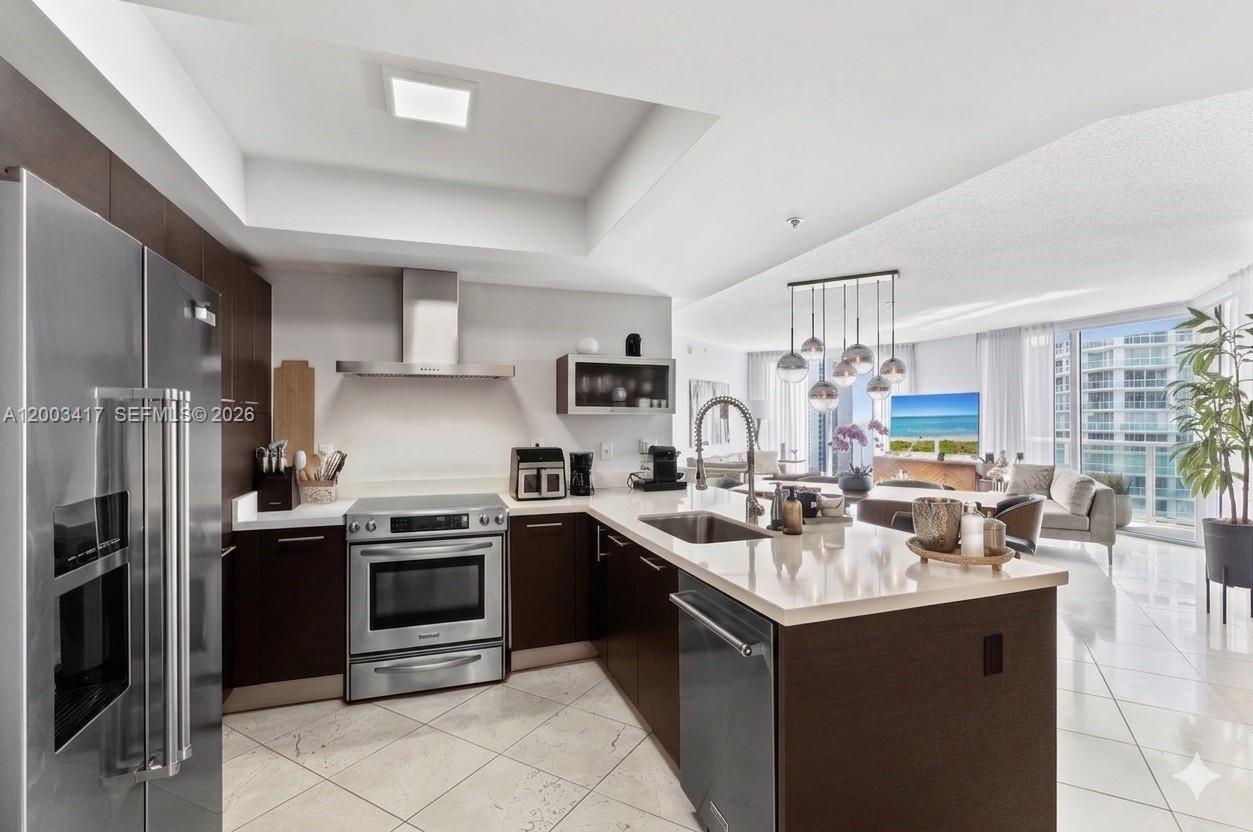 250 Sunny Isles Blvd # 1606 Unit: 3-1606