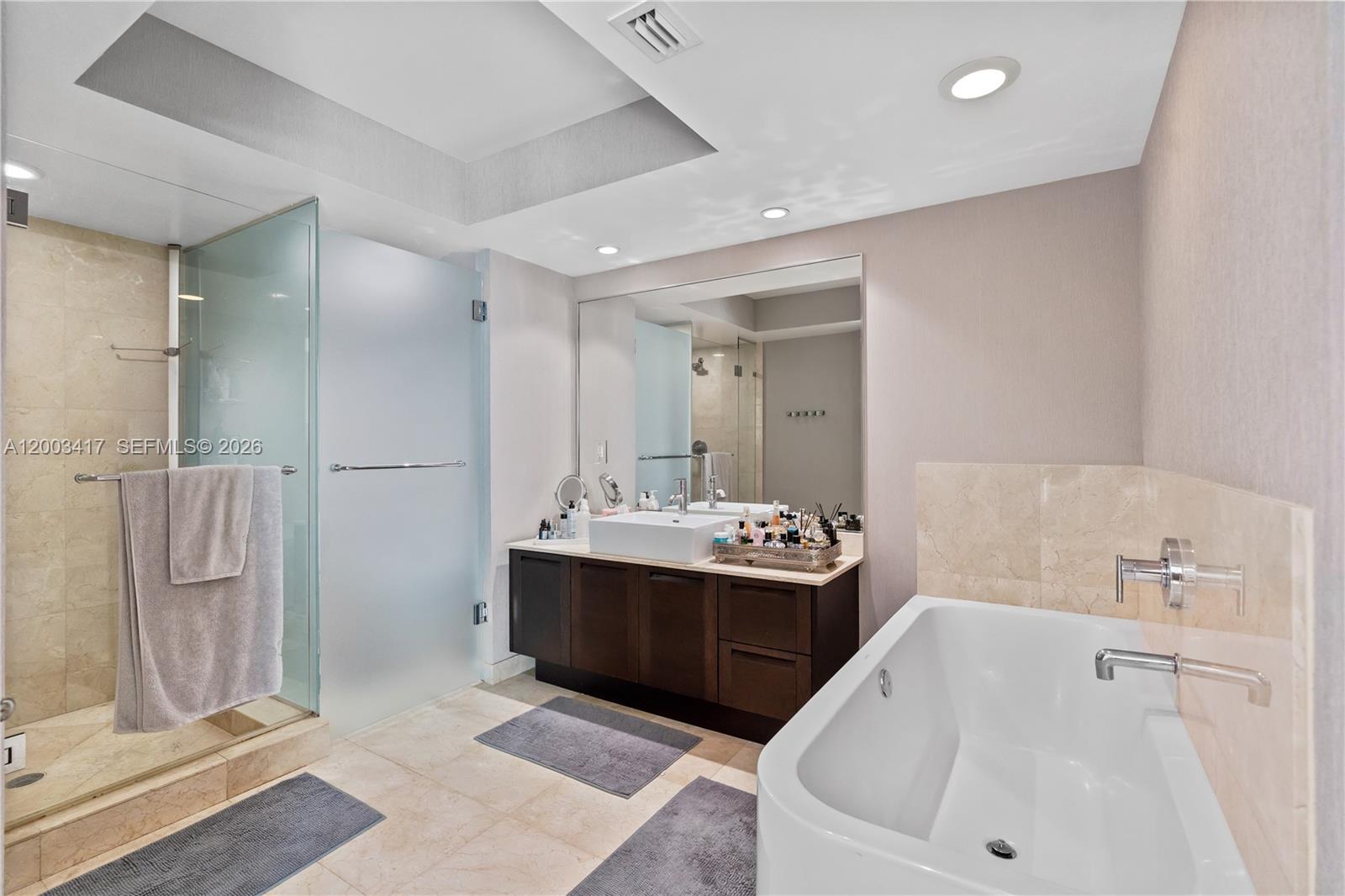 250 Sunny Isles Blvd # 1606 Unit: 3-1606