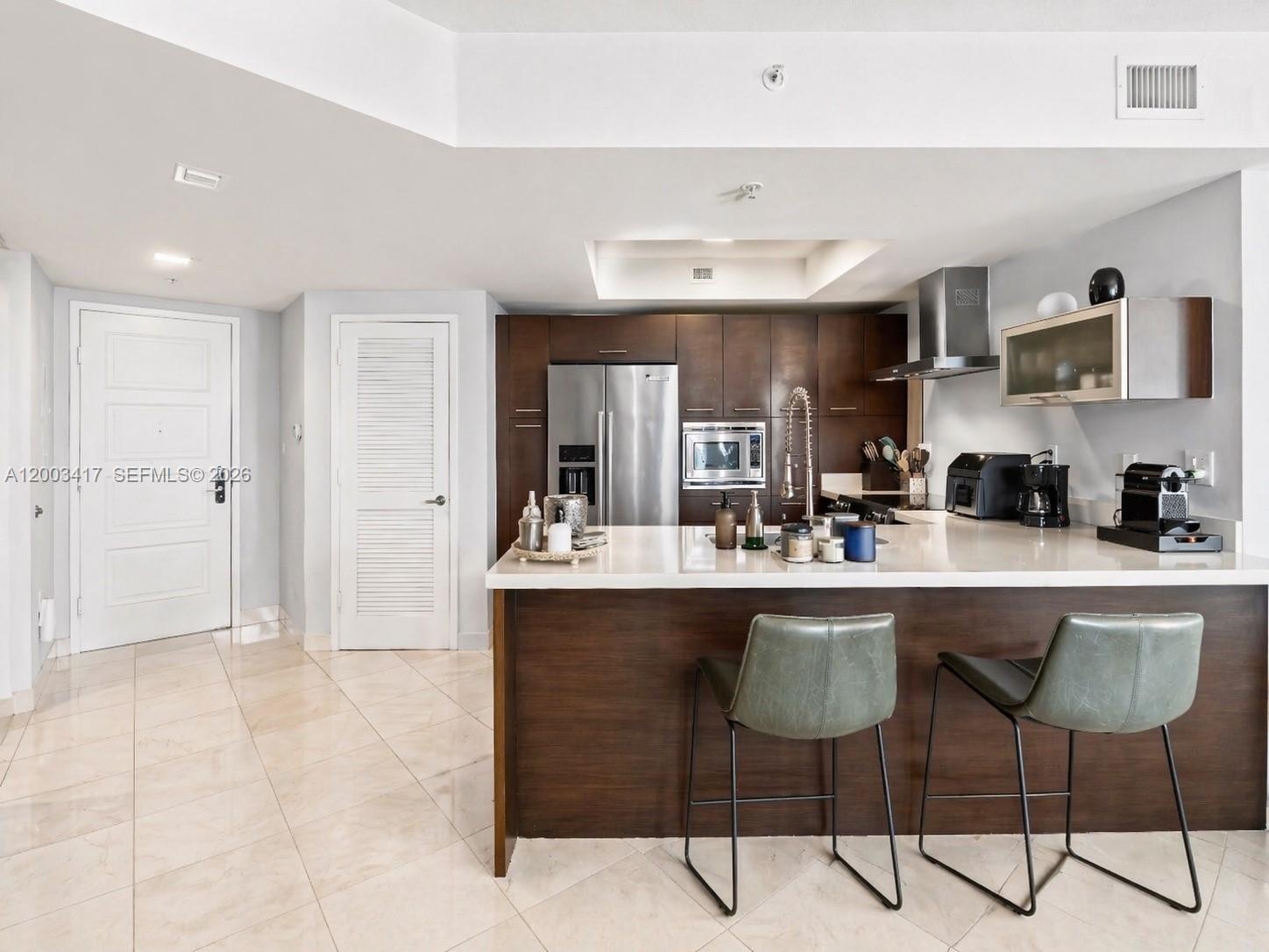 250 Sunny Isles Blvd # 1606 Unit: 3-1606