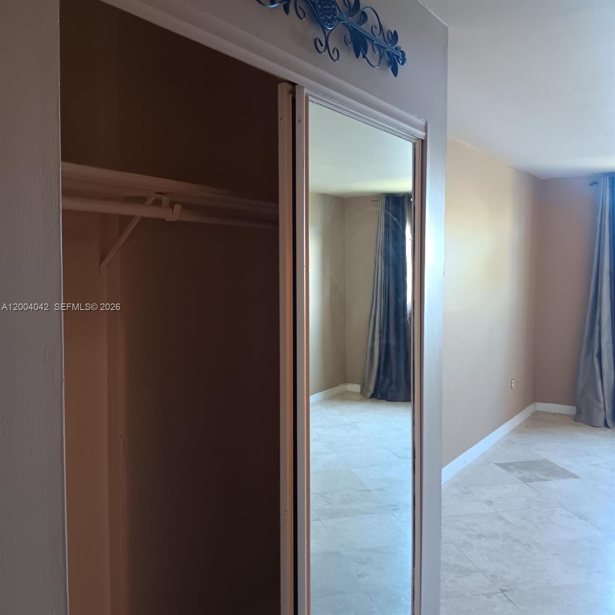 1075 NE Miami Gardens Dr Unit: 306