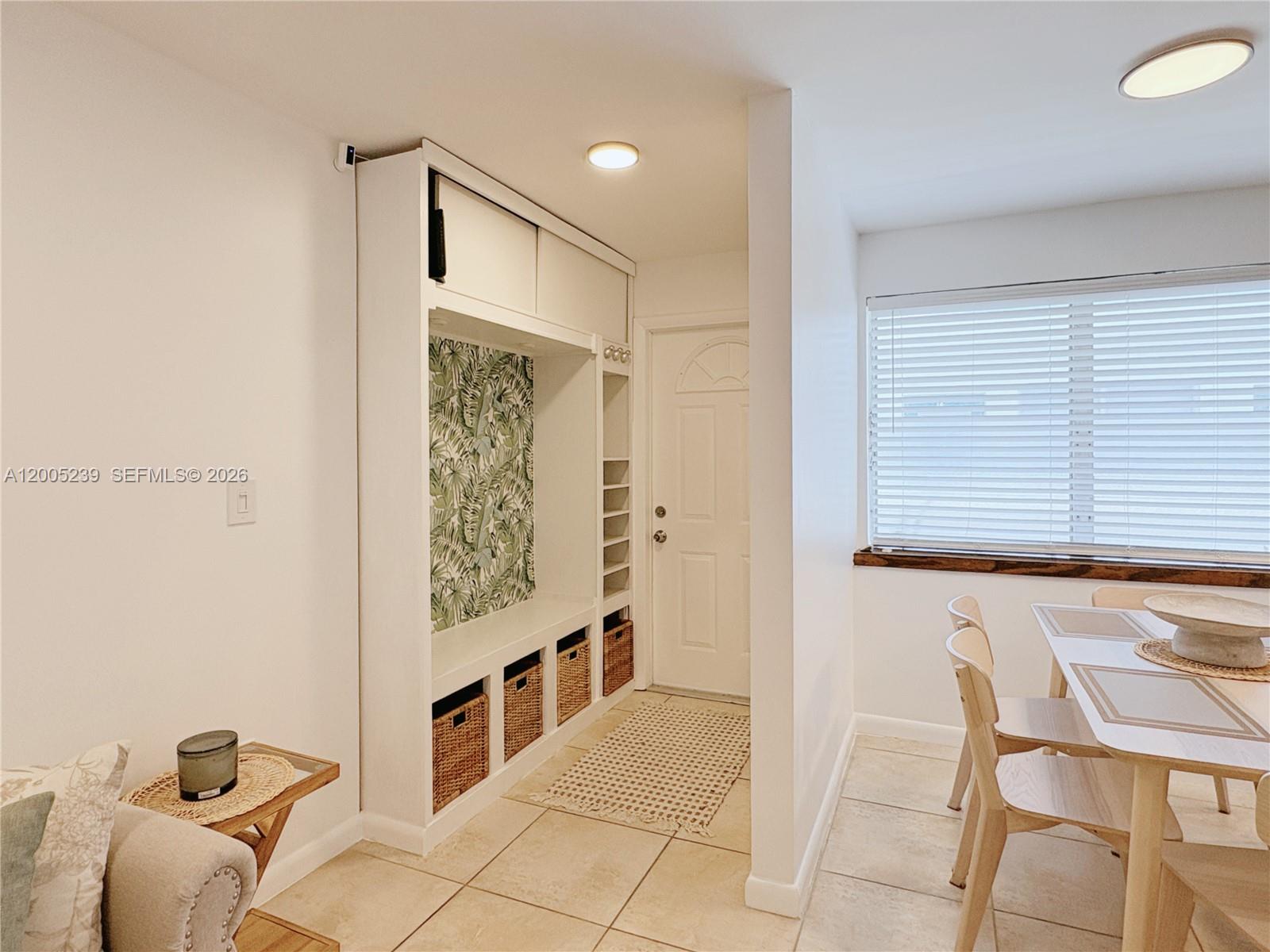 944 Meridian Ave # 11