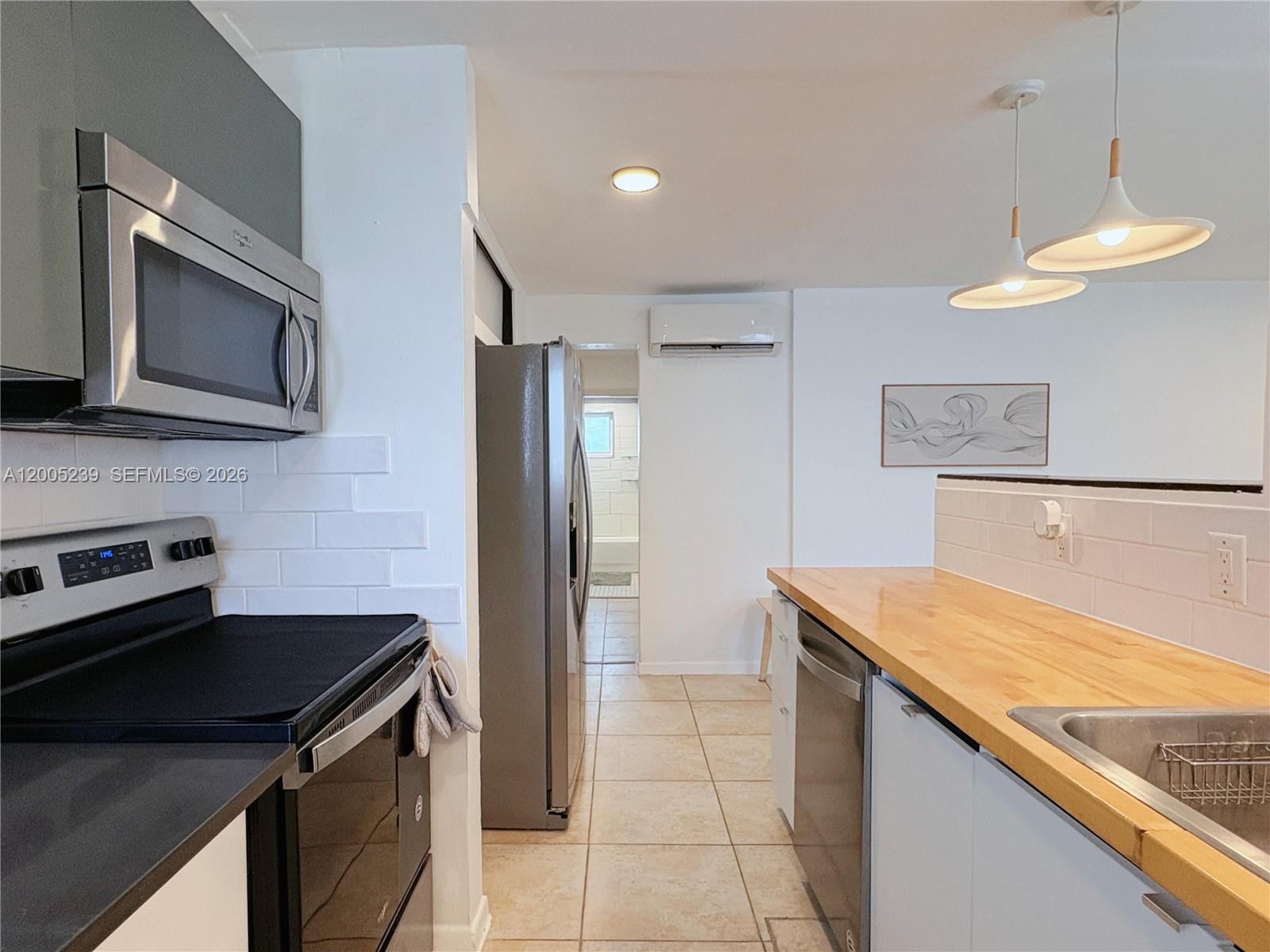 944 Meridian Ave # 11